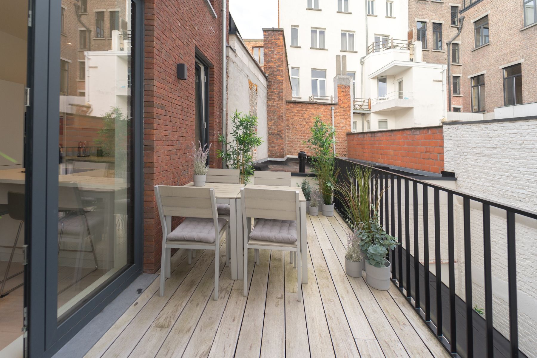 Prachtig en ruim huis met vier terrassen en bureelruimte in hartje Gent foto 27