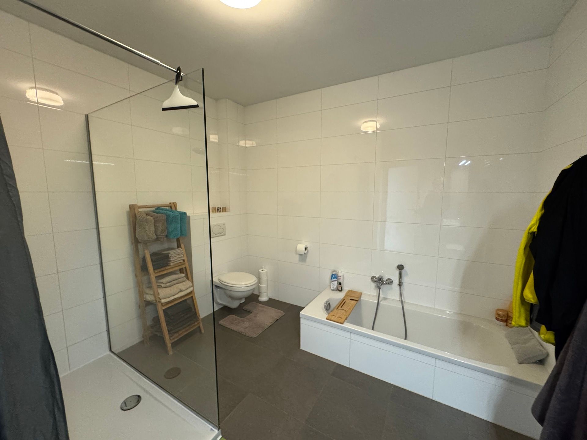 Ruim gelijkvloers 3 slpk appartement met terras en zicht op groen in hartje Bornem foto 6