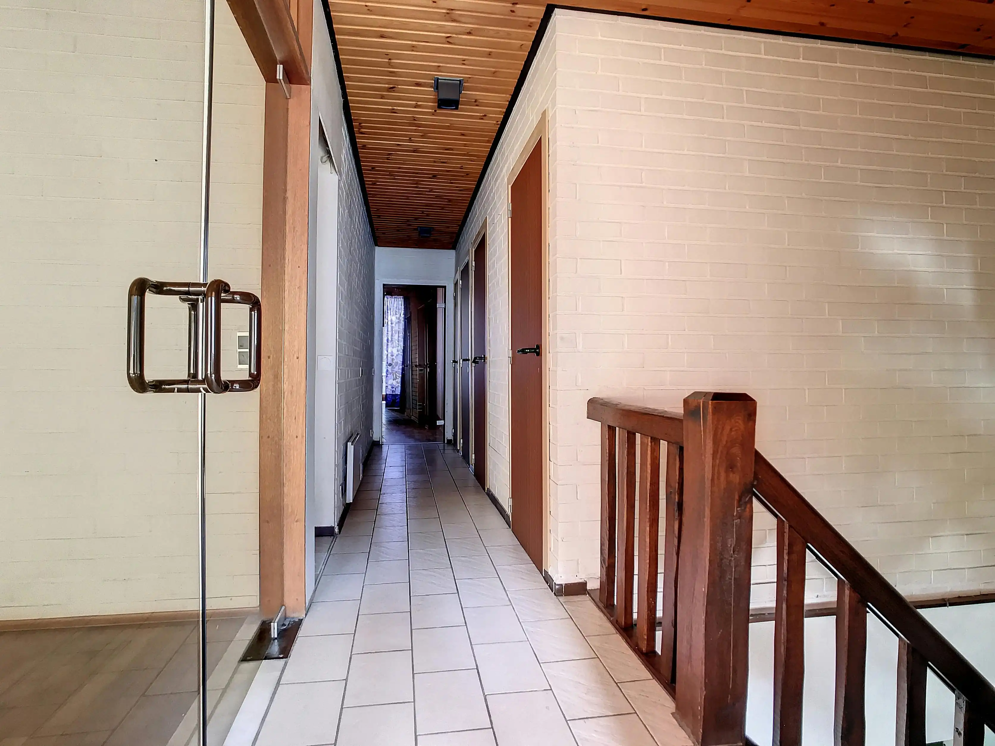Te renoveren handelspand met appartement en tuin in Bazel foto 6