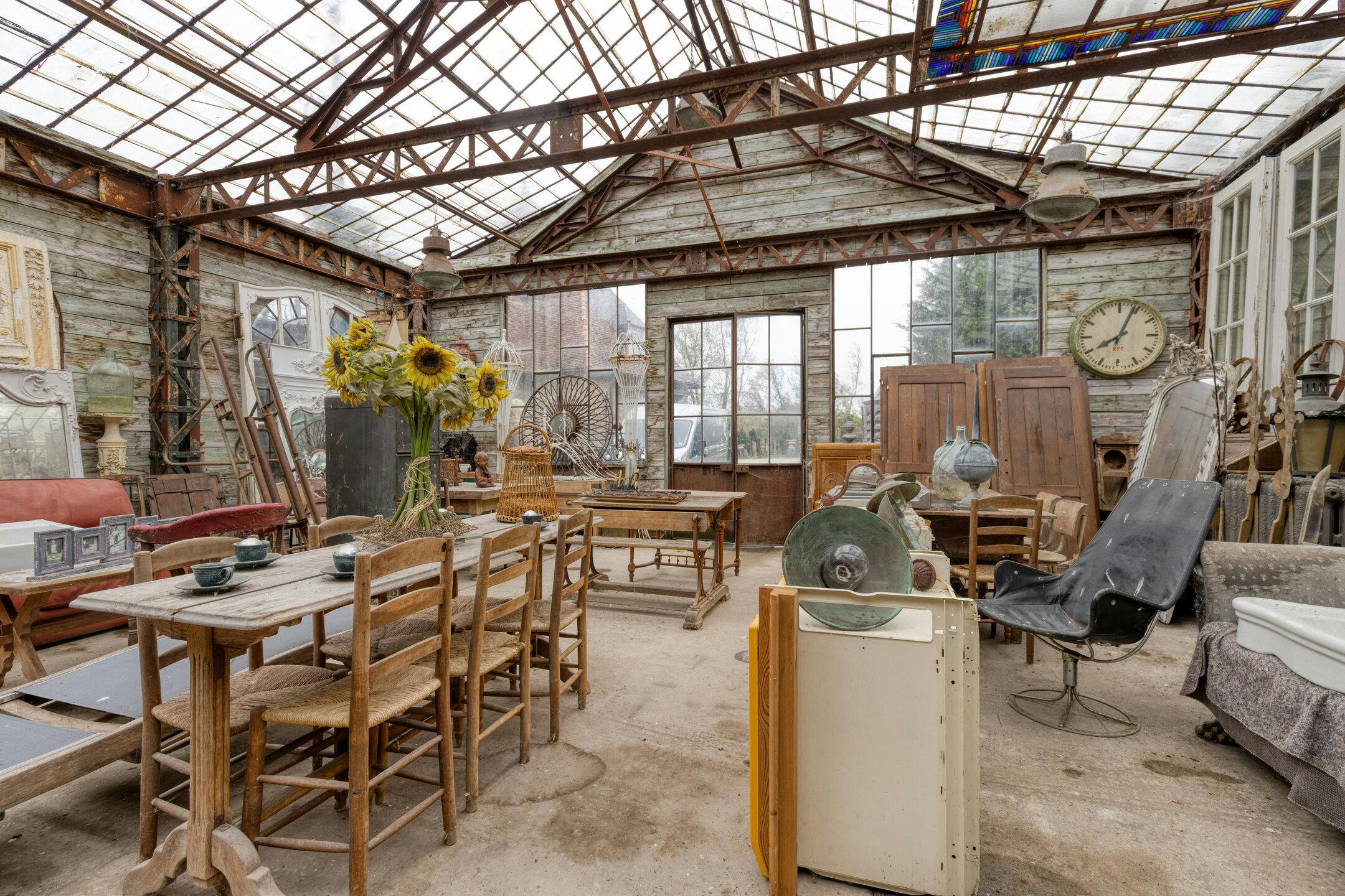 Uniek karaktervol pand met tal van mogelijkheden te Gistel foto 21