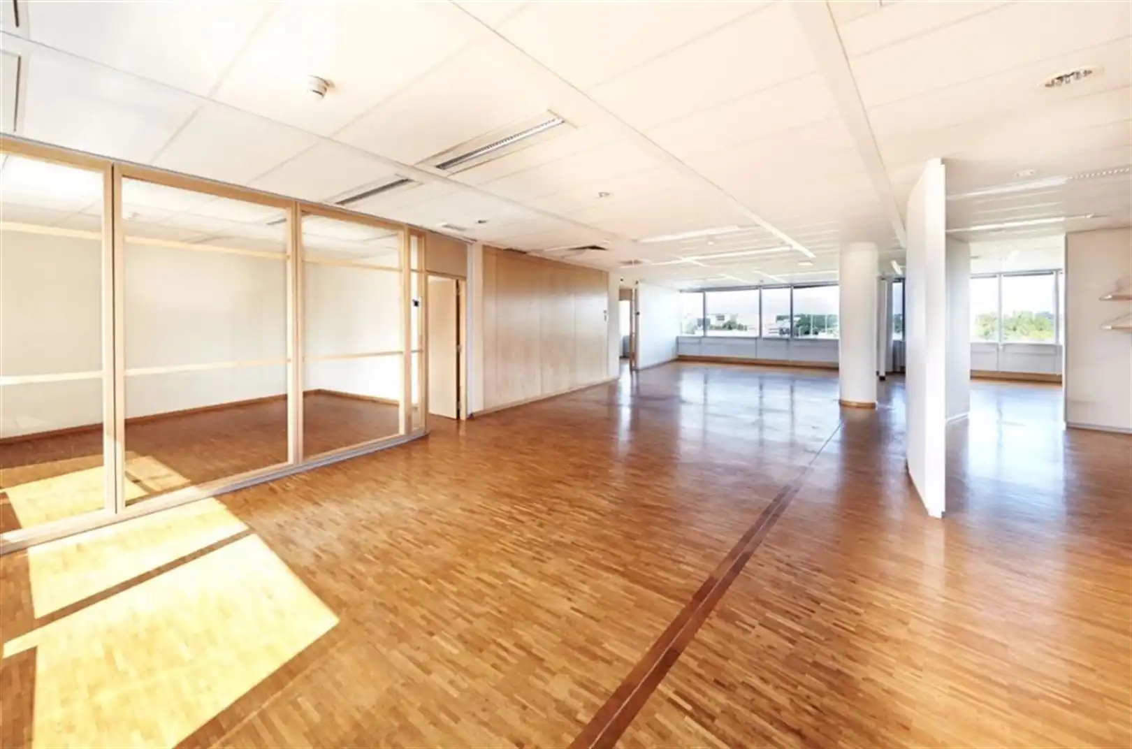 HUNDERENVELD 10 - VOLVO TOWER - vanaf 935m² foto 4