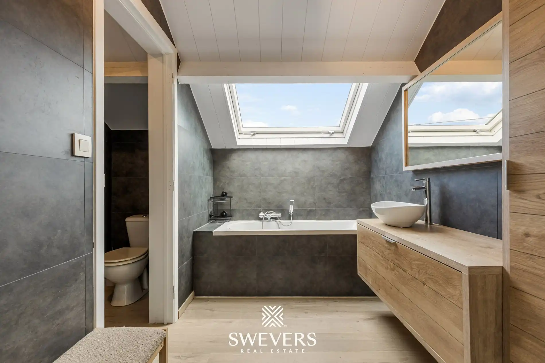 Rustige gezinswoning met studio en groene omgeving in Oostham foto 10