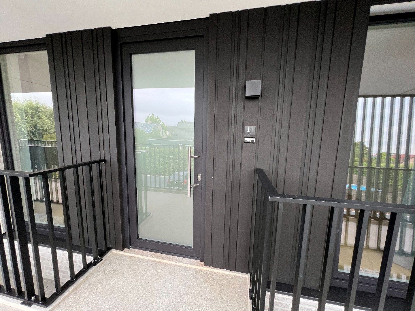 NIEUWBOUW APPARTEMENT MET 2 SLAAPKAMERS, TERRAS EN CARPORT IN IEPER foto 2