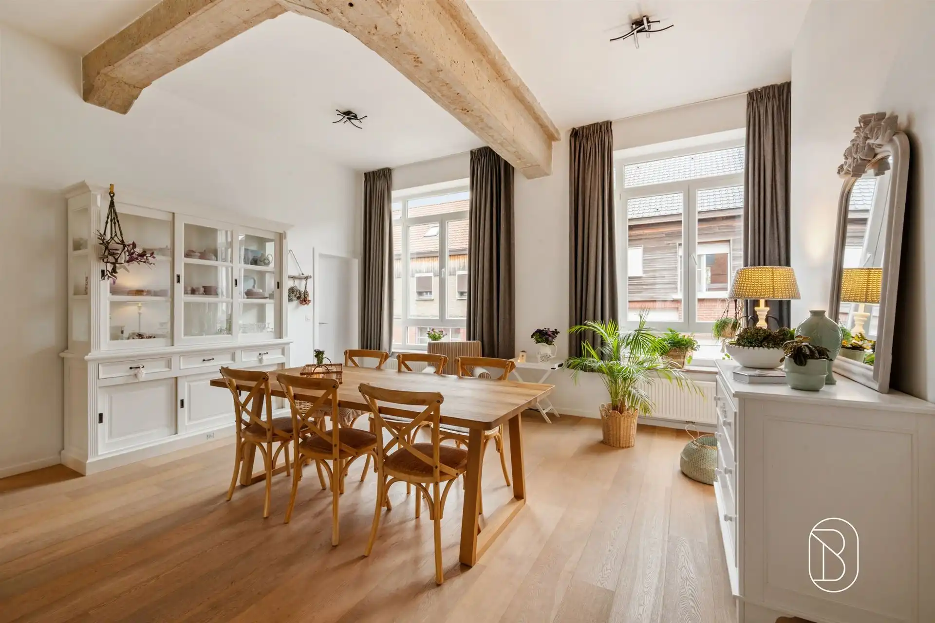 Prachtige instapklare gelijkvloerse loft van 240m² foto 5