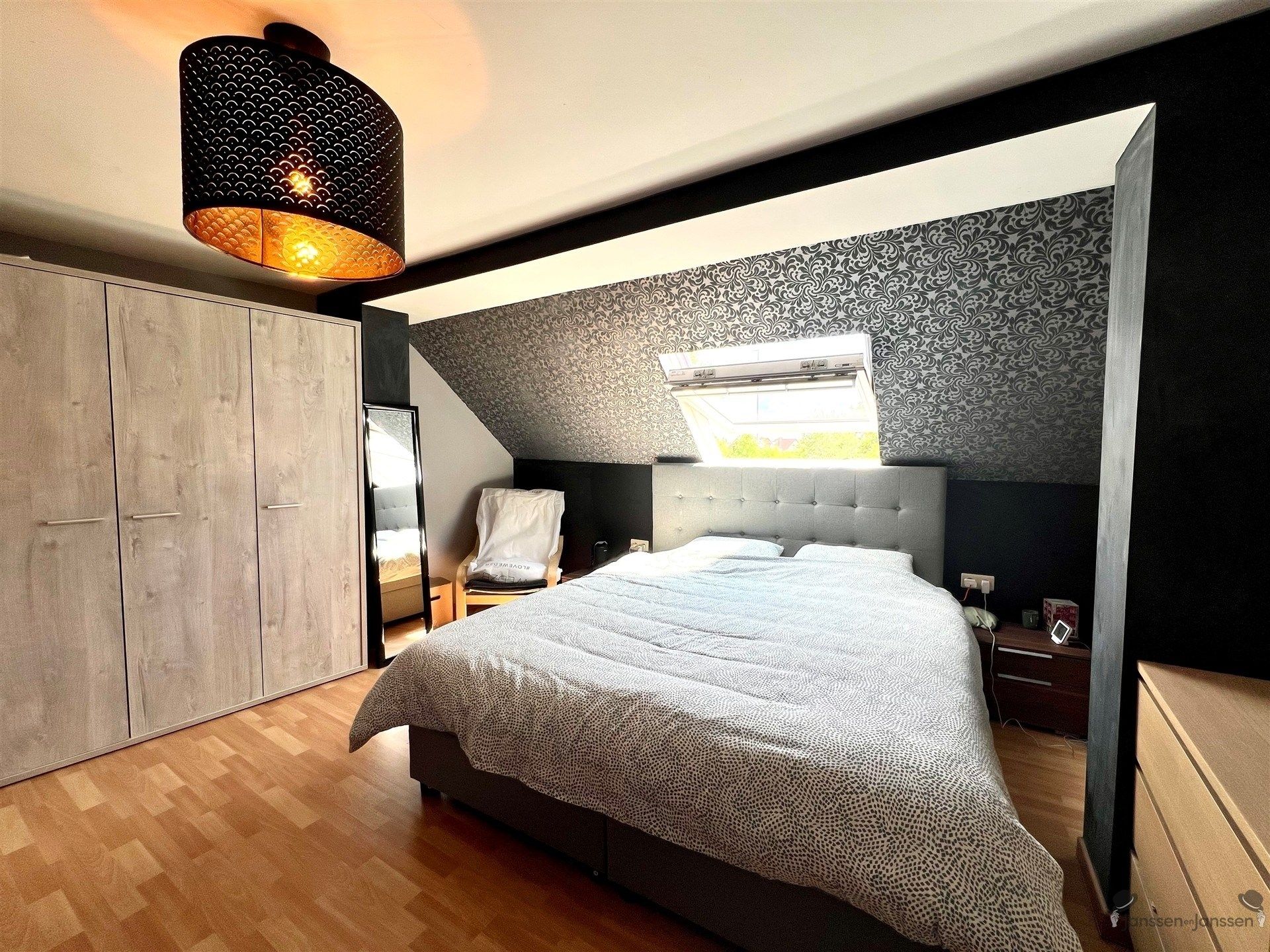 Gezellige woning met 4 slpk en tuin foto 14