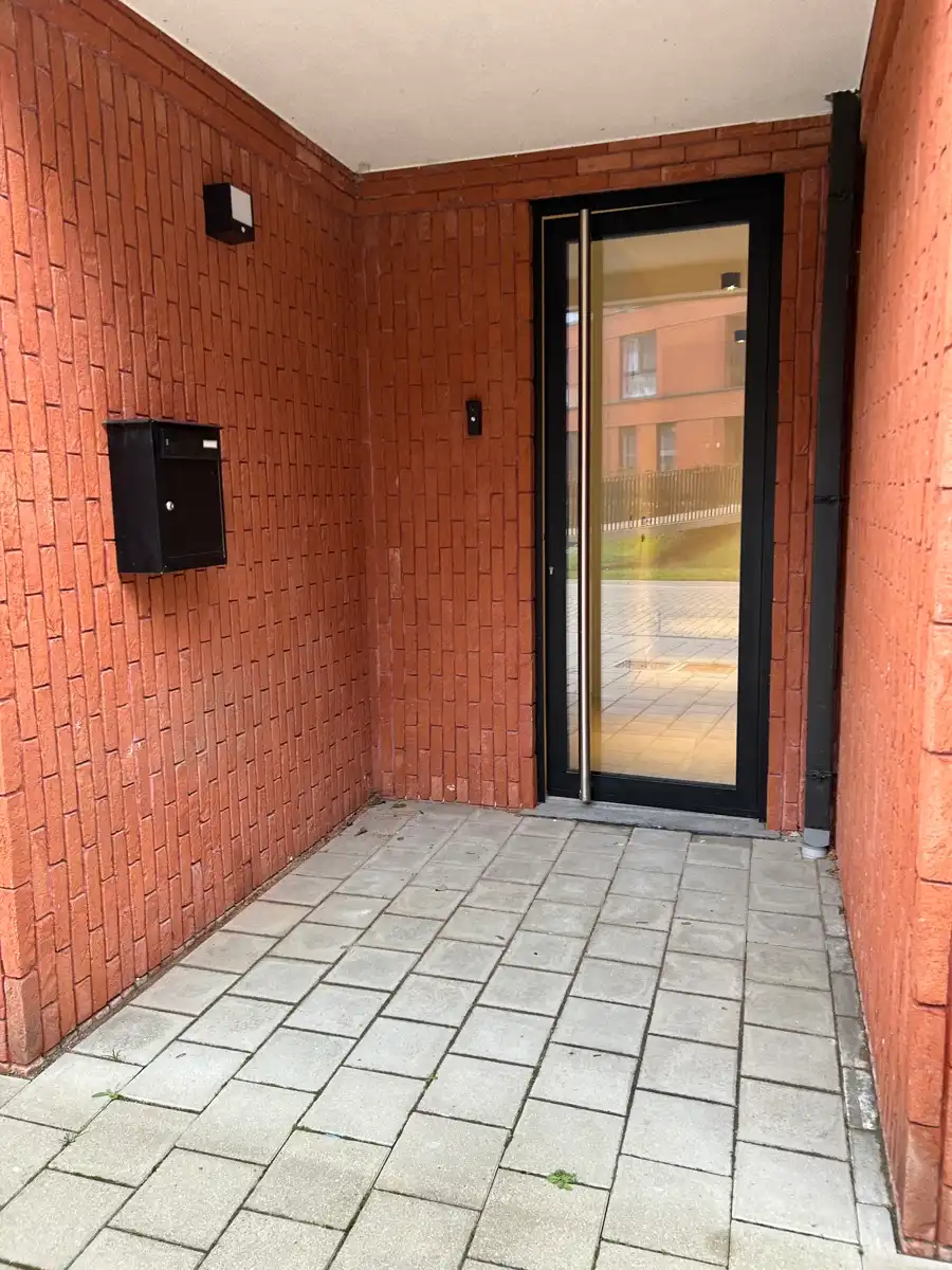 Energiezuinige nieuwbouwwoning met 3 slpkmrs, garage & tuin foto 2