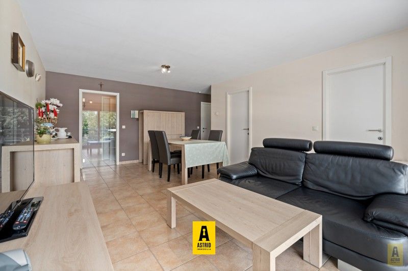 Instapklaar appartement op toplogging! foto 6