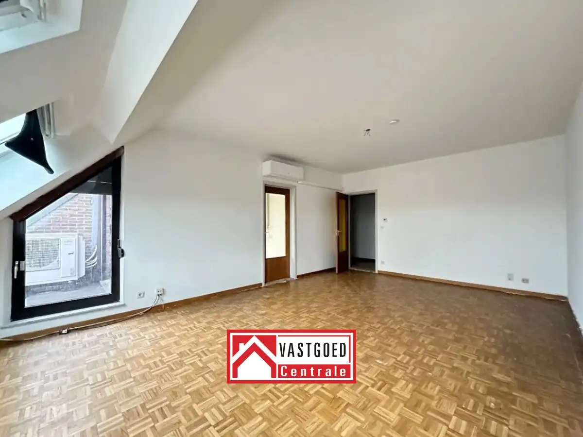 Gezellig appartement nabij centrum Tongeren foto {{pictureIndex}}