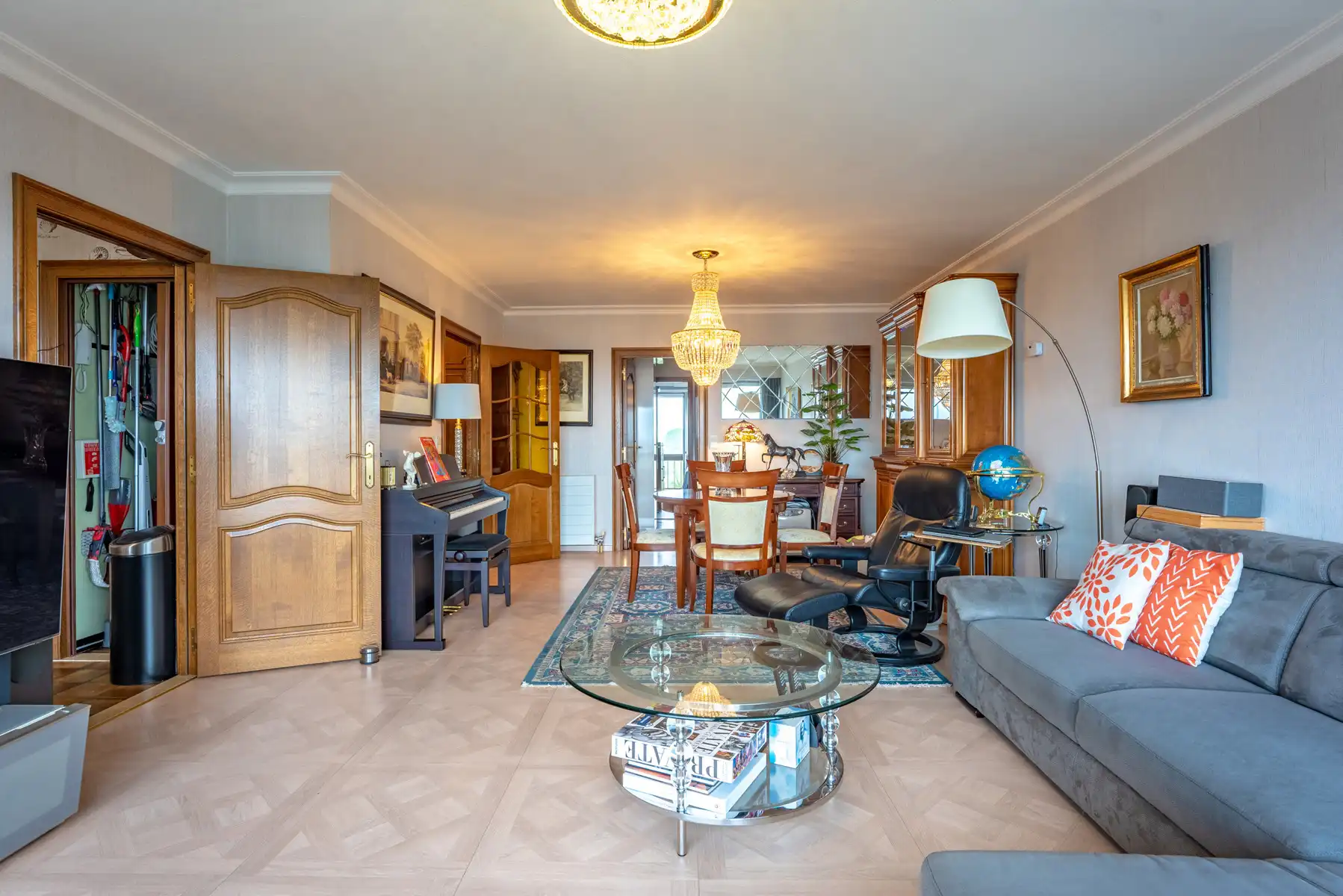 Appartement met 2 slaapkamers, 2 terrassen en een staanplaats met laadpaal! foto 5