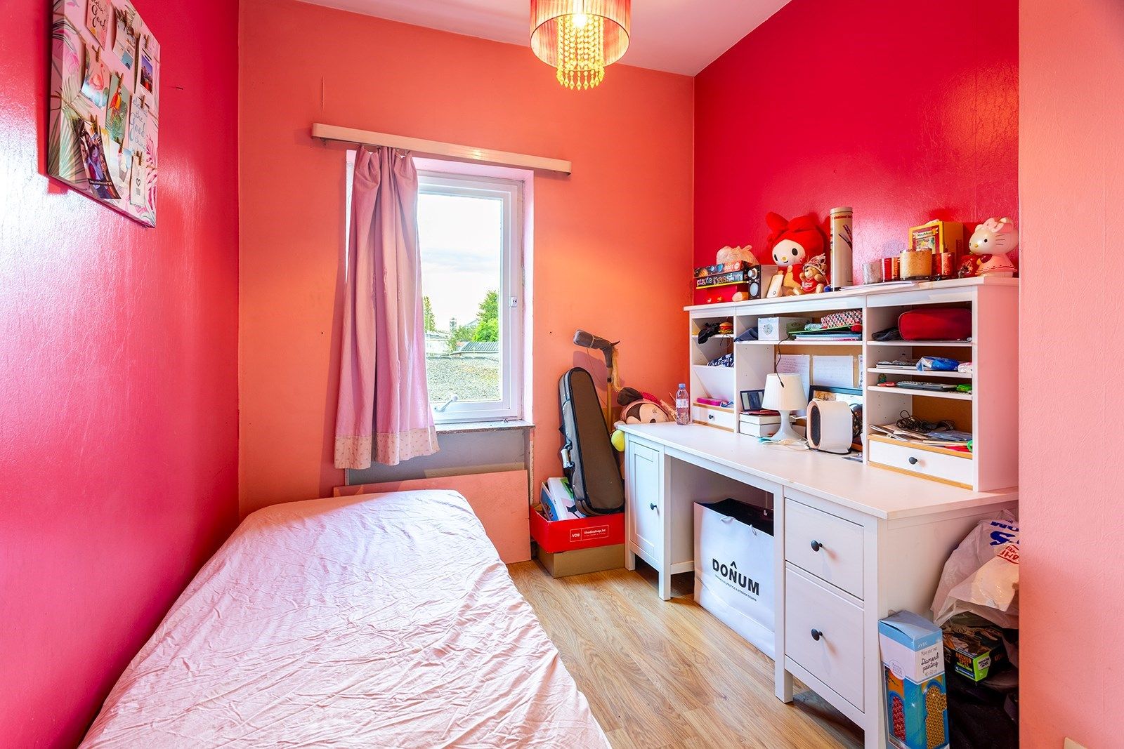 Ruim appartement met 3 slaapkamers en 2 terrassen foto 18