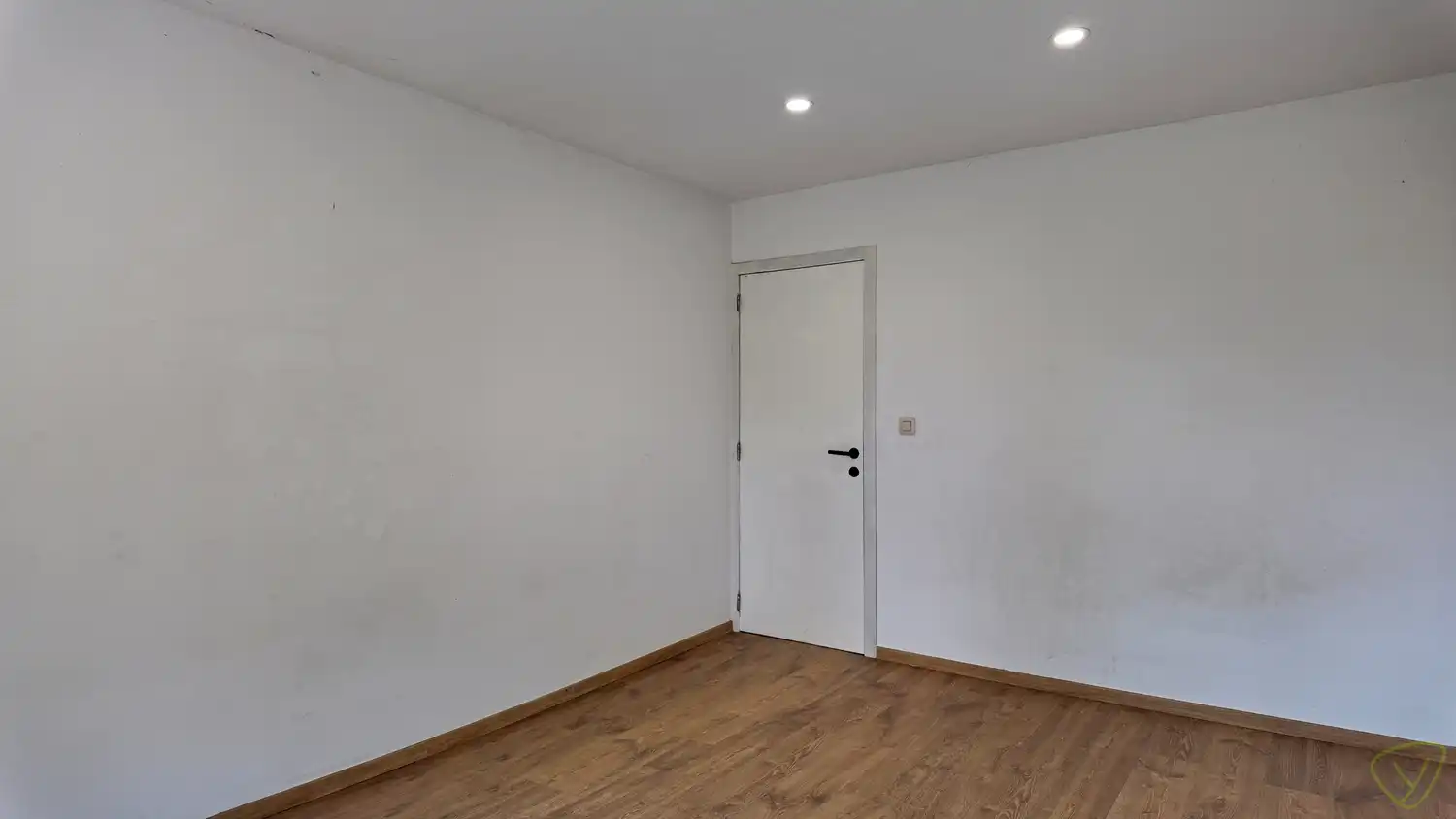 Volledig vernieuwde woning met luxueuze afwerking in Gentweg, Lembeke! foto 17