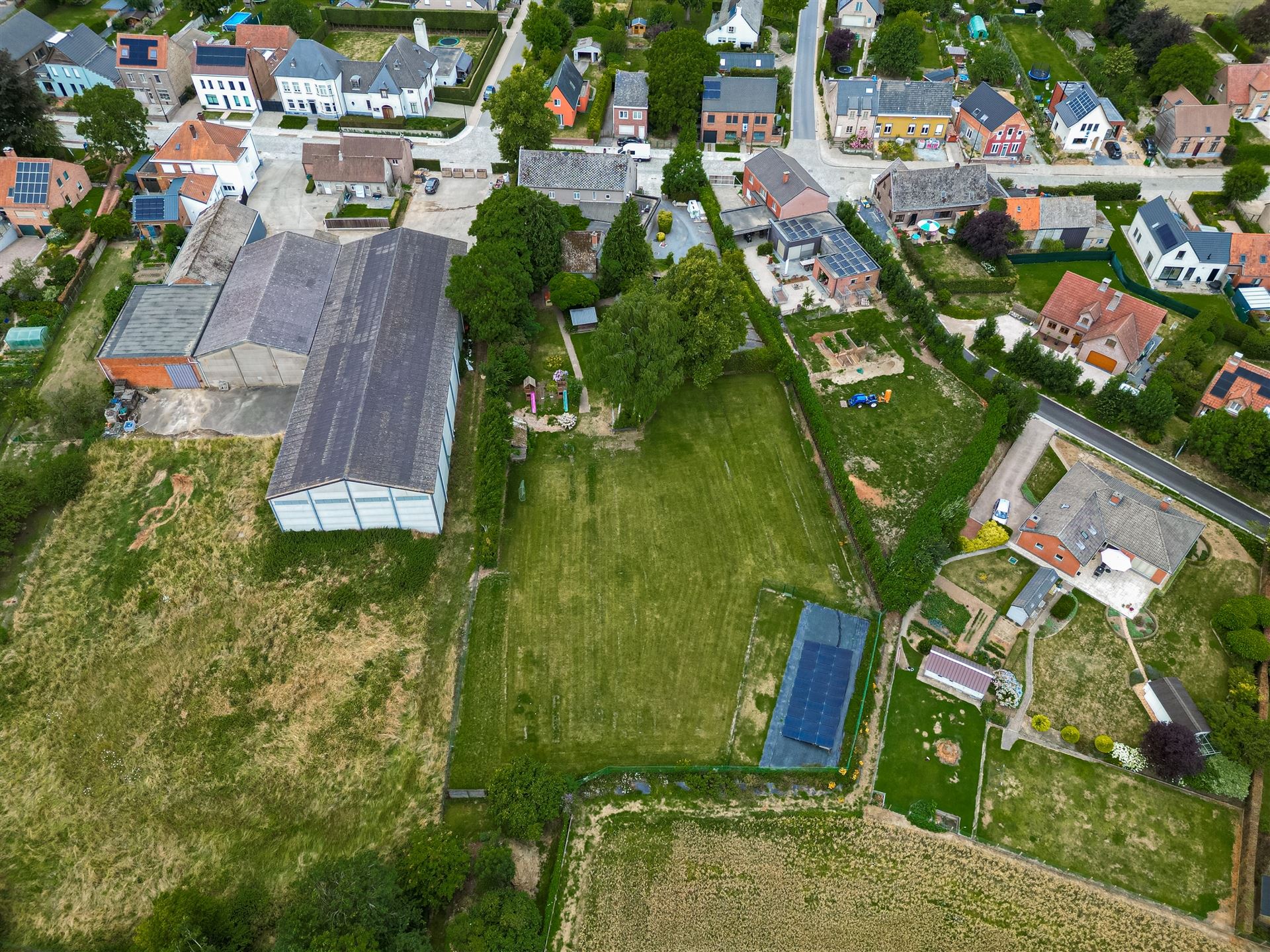 Multi functionele hoeve in landelijke omgeving foto 3