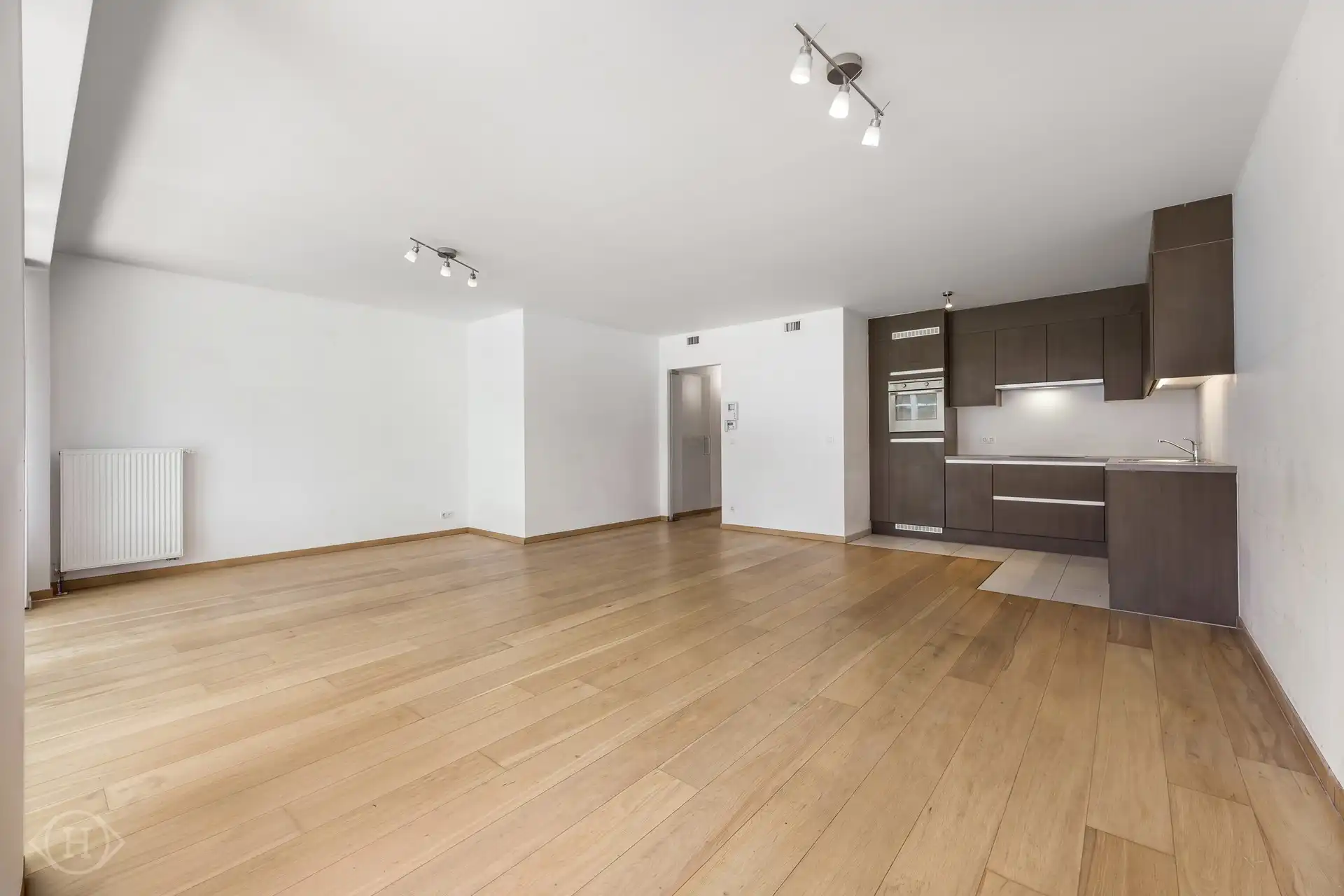 Lichtrijk 1-slaapkamerappartement aan de Vaartkom foto 11