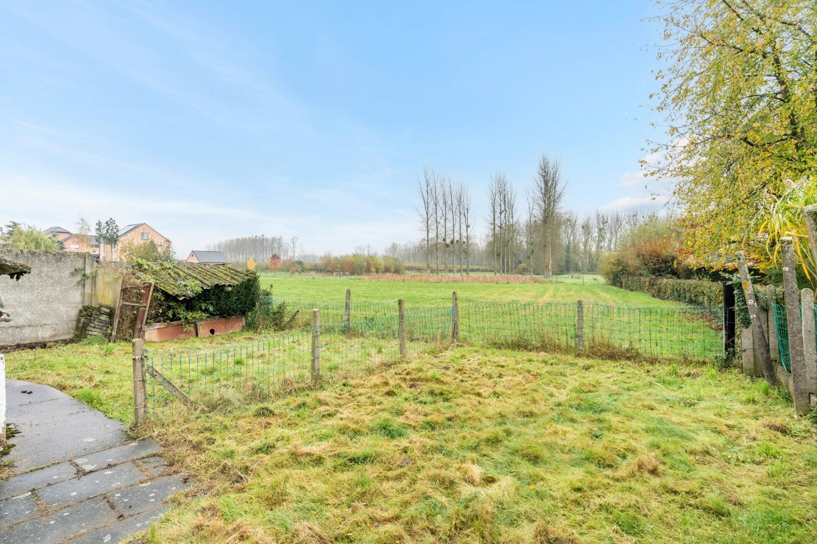 Te renoveren halfvrijstaande woning op een perceel van 4a24ca foto 27