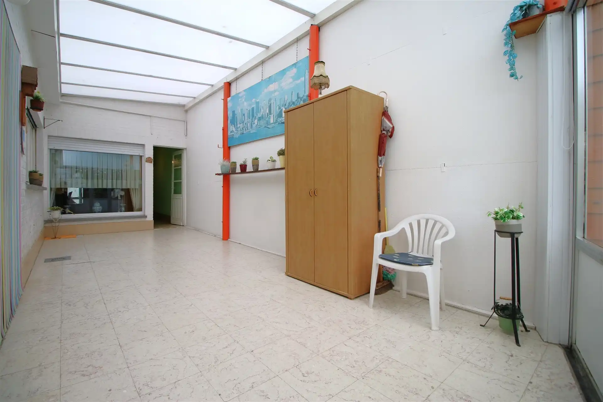 Op te frissen woning in het centrum foto 10