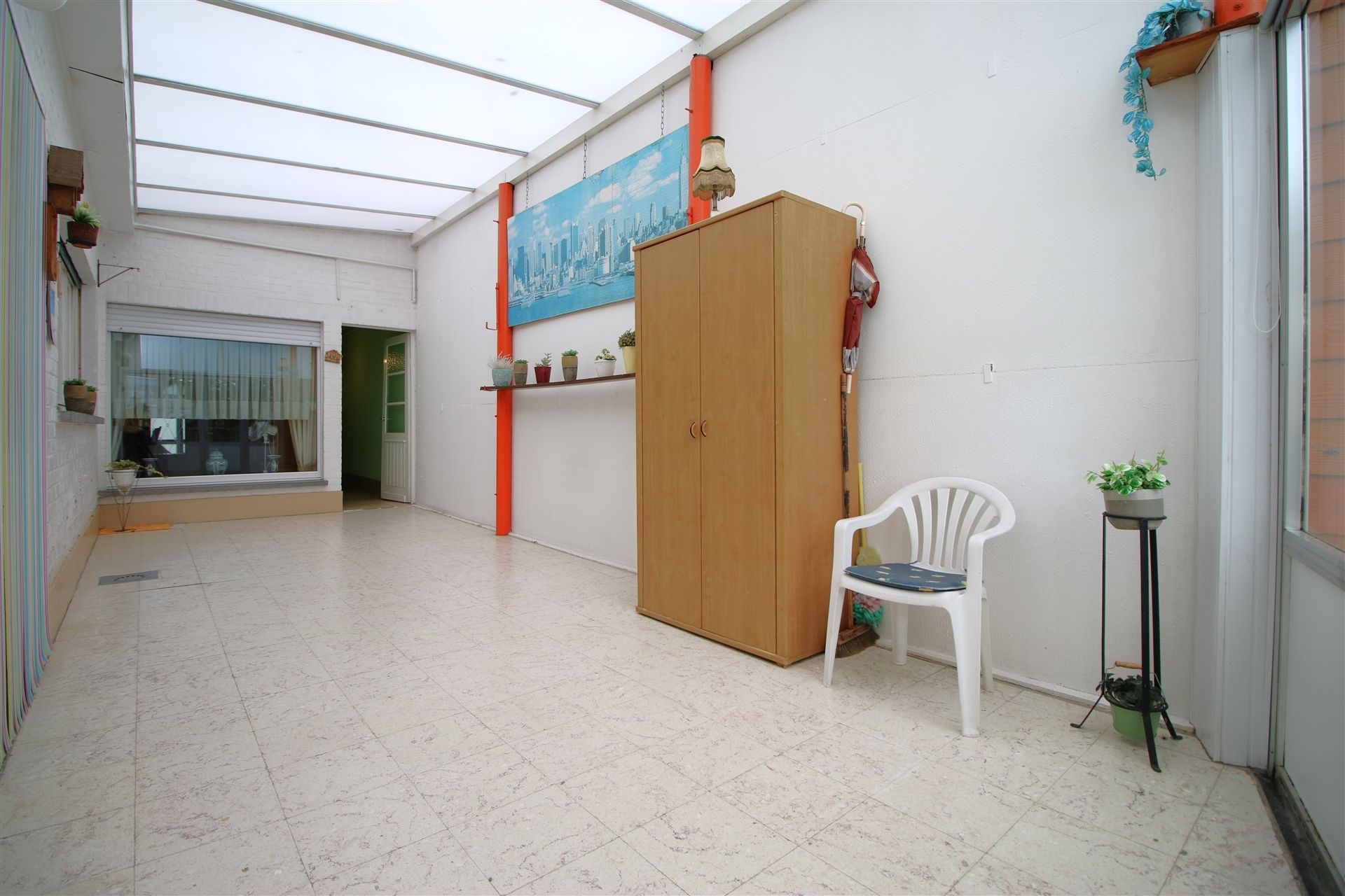 Op te frissen woning in het centrum foto 10