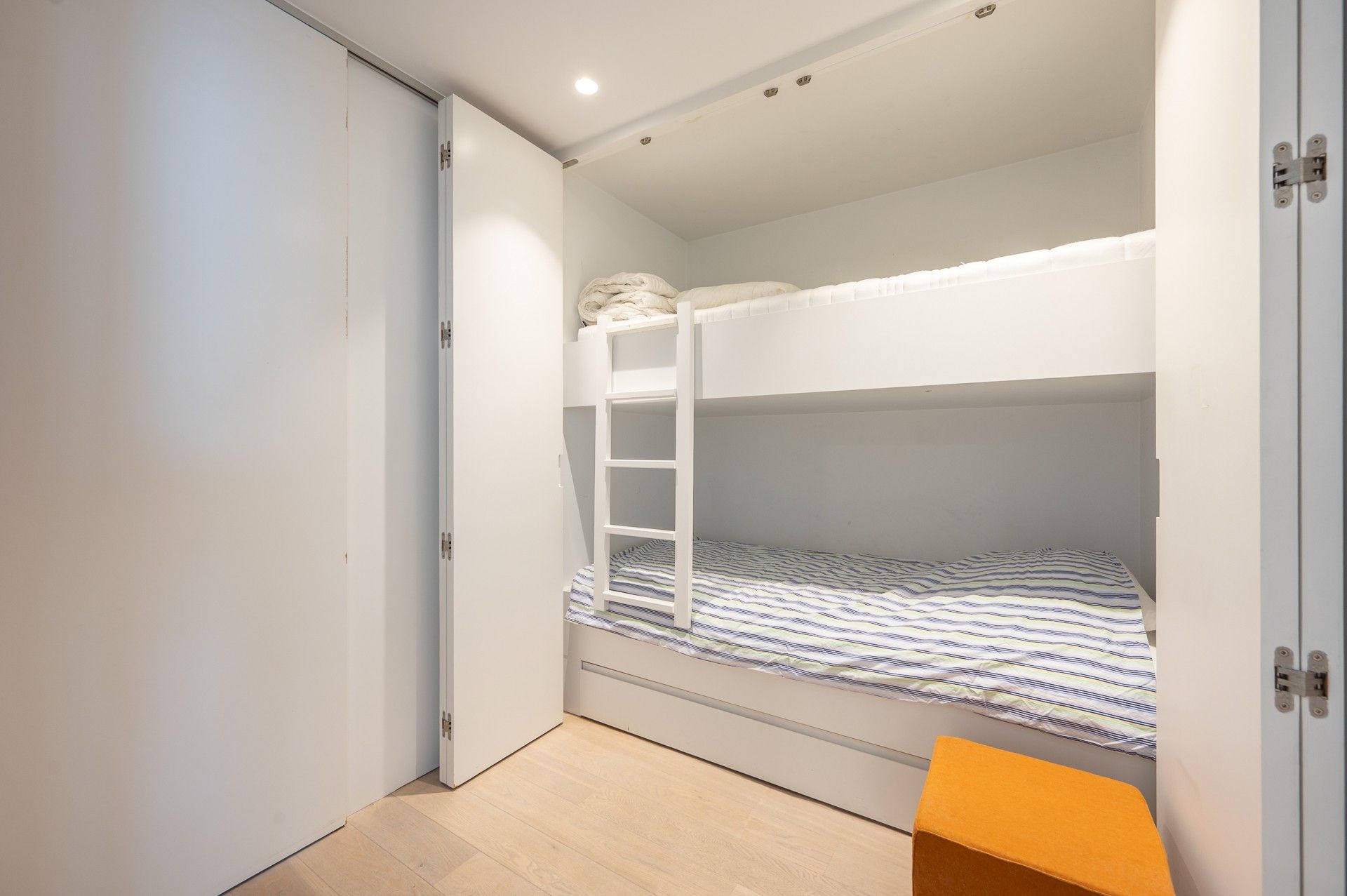 Prachtig appartement met zijdelings zeezicht aan het Albertstrand foto 24