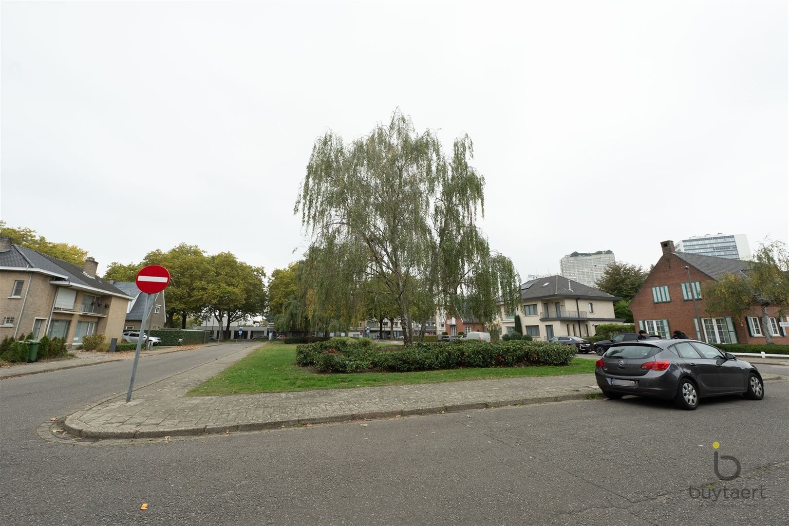 RUIME EN LICHTRIJKE PRAKTIJK IN GELIJKVLOERSAPPARTEMENT MET PRIVÉ-TUIN foto 41