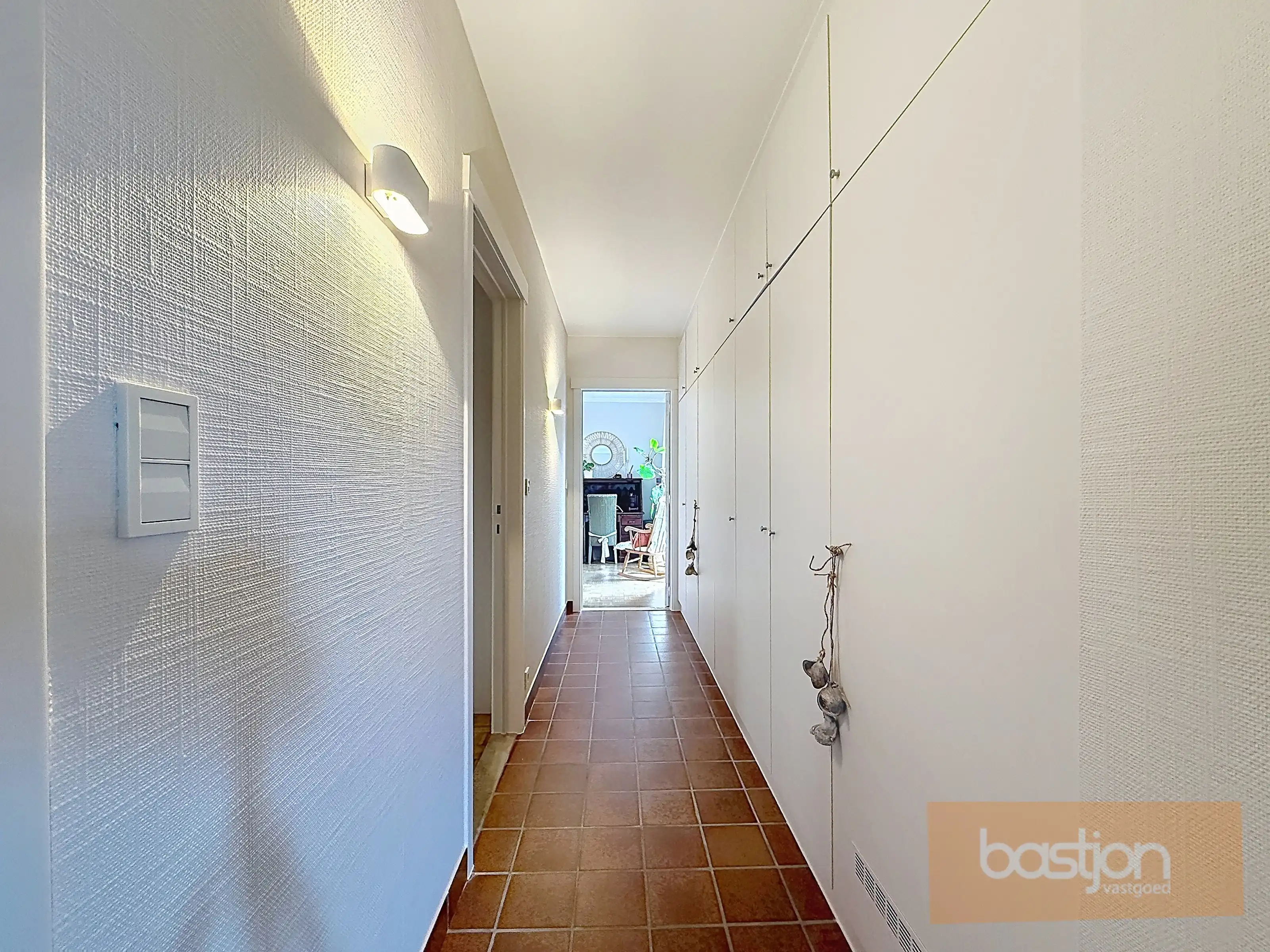 Ruime villa met 2 slaapkamers en tuin foto 9