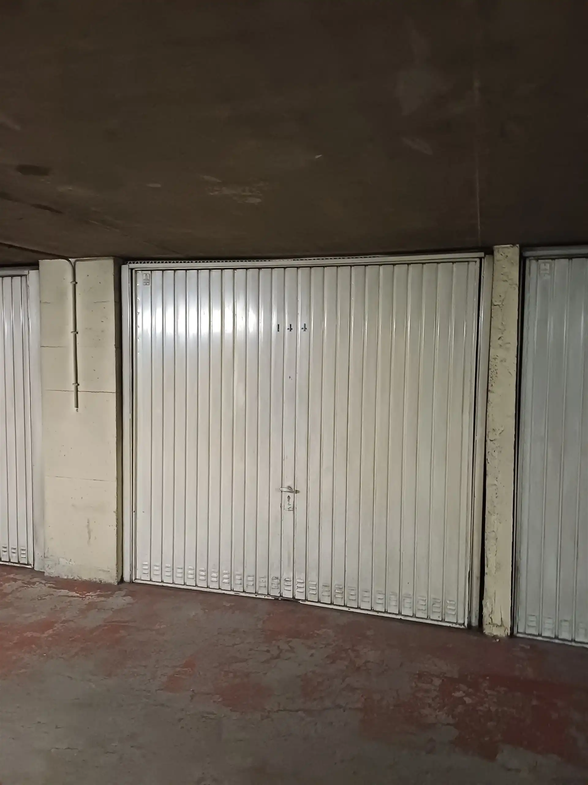 Centraal gelegen op te frissen 1 slaapkamer appartement in Watermael-Bosvoorde foto 17