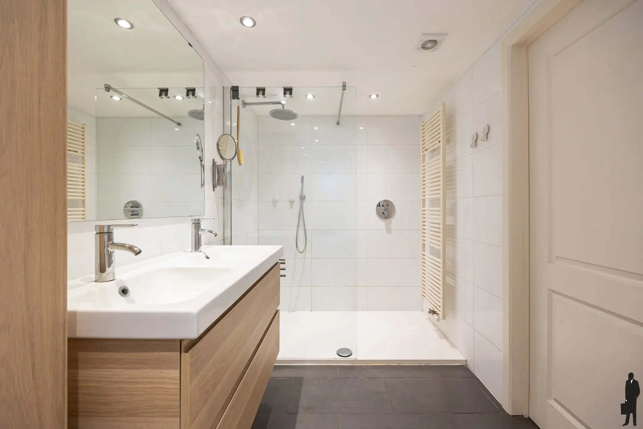 Instapklare woning met tuin op prachtige ligging in Kruibeke foto 9