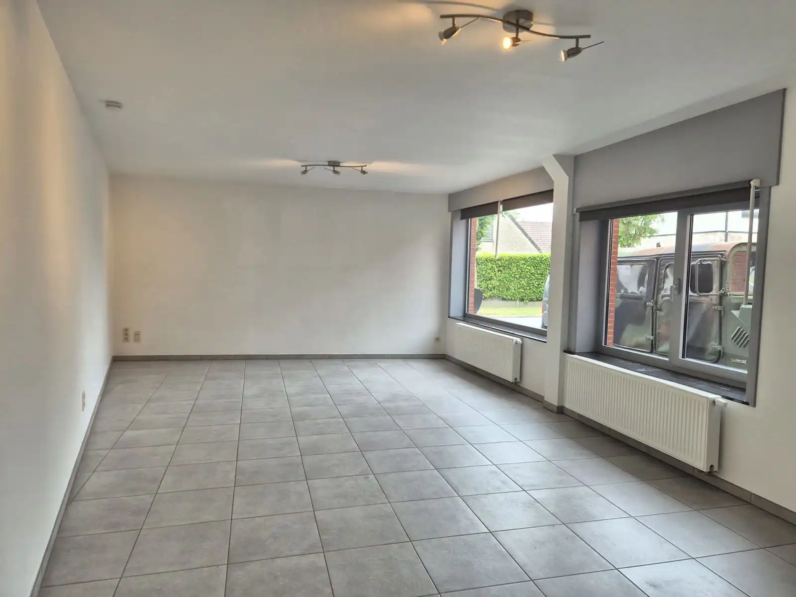 Woning met 5 slaapkamers, terras en 2 parkeerplaatsen - IMPE foto 3