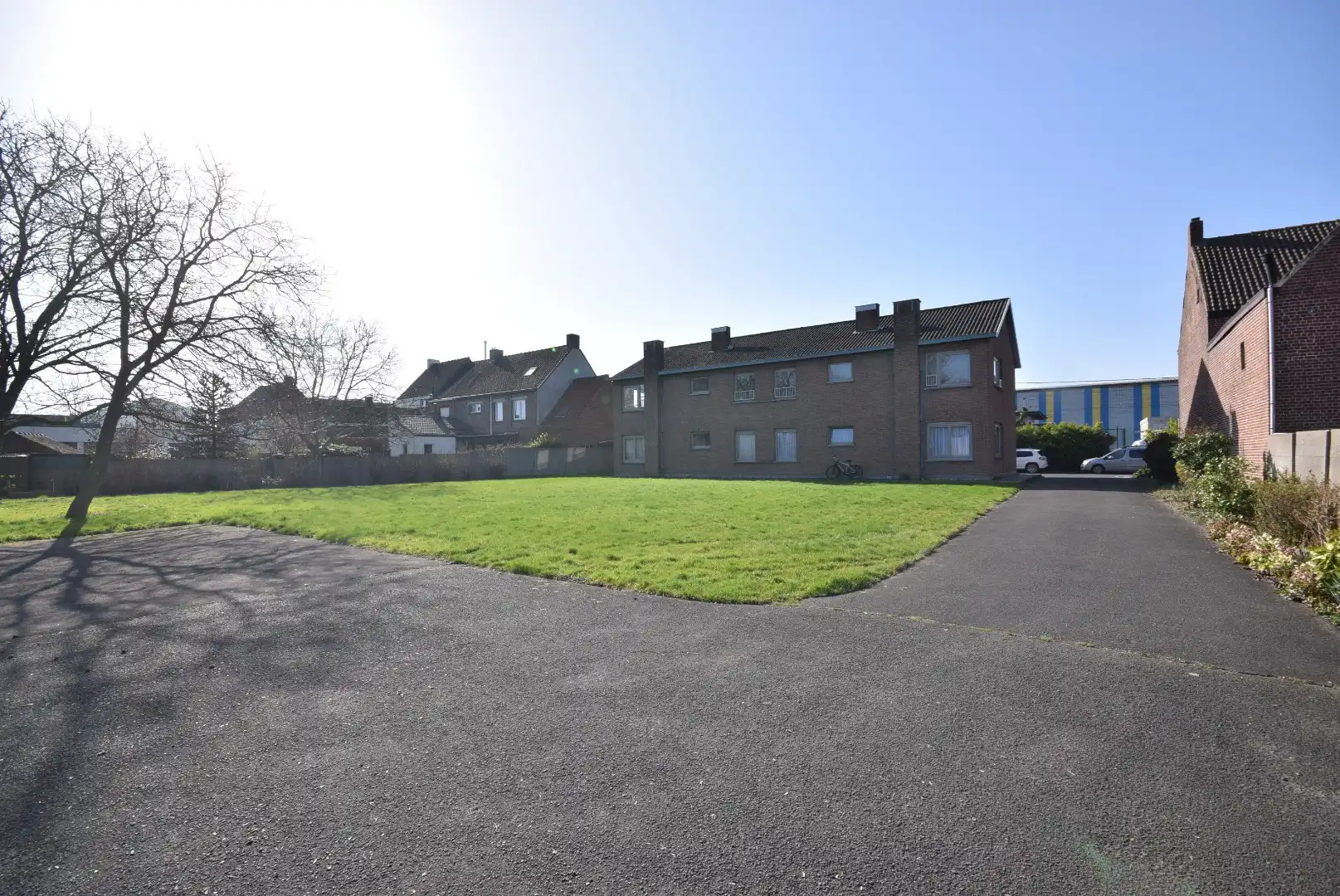 GELIJKVLOERS APPARTEMENT MET 2 SLAAPKAMERS foto 11