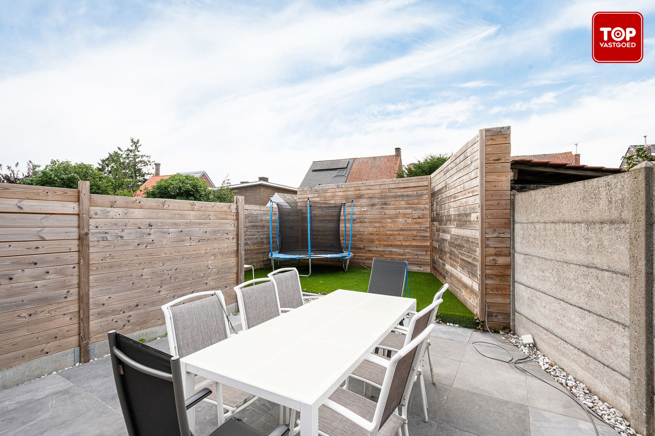 Halfopen bebouwing dichtbij centrum Waarschoot foto 22