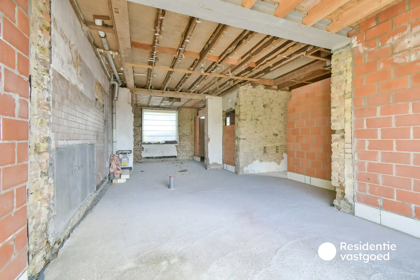 Landelijk gelegen woning in Kortemark! foto 2