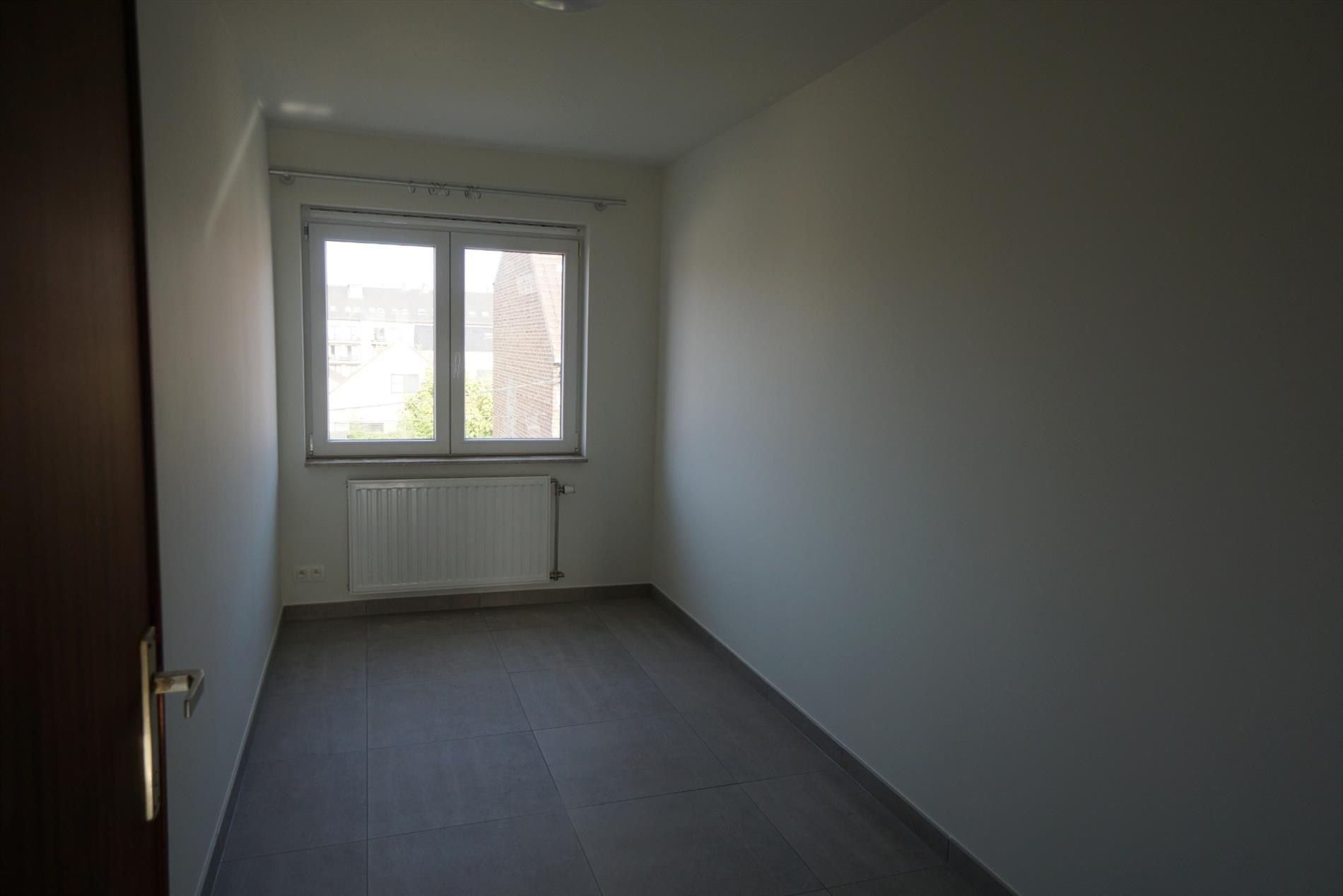 Woning met 3 slaapkamers + ruime garage foto 17