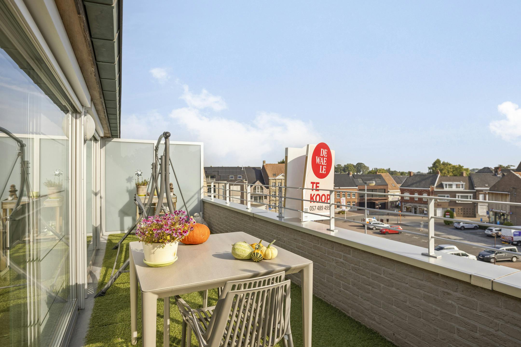 Een uniek duplex-penthouse te koop in het hart van Poperinge foto 28