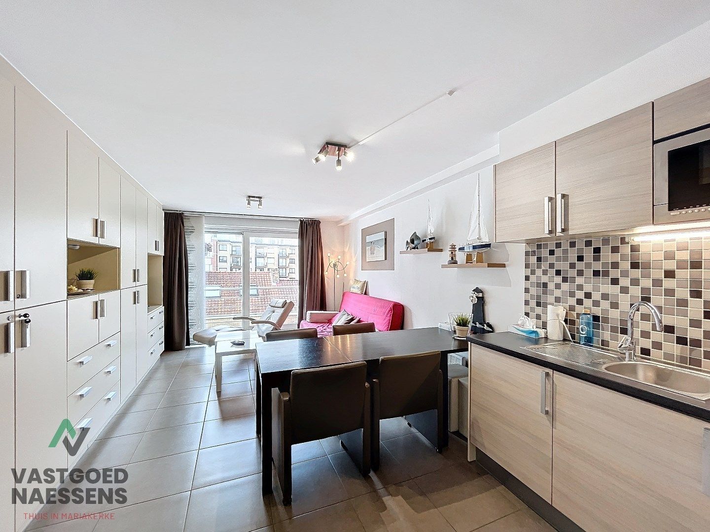 GEMEUBELD 1 SLPK APP MET 2 TERRASSEN foto 4