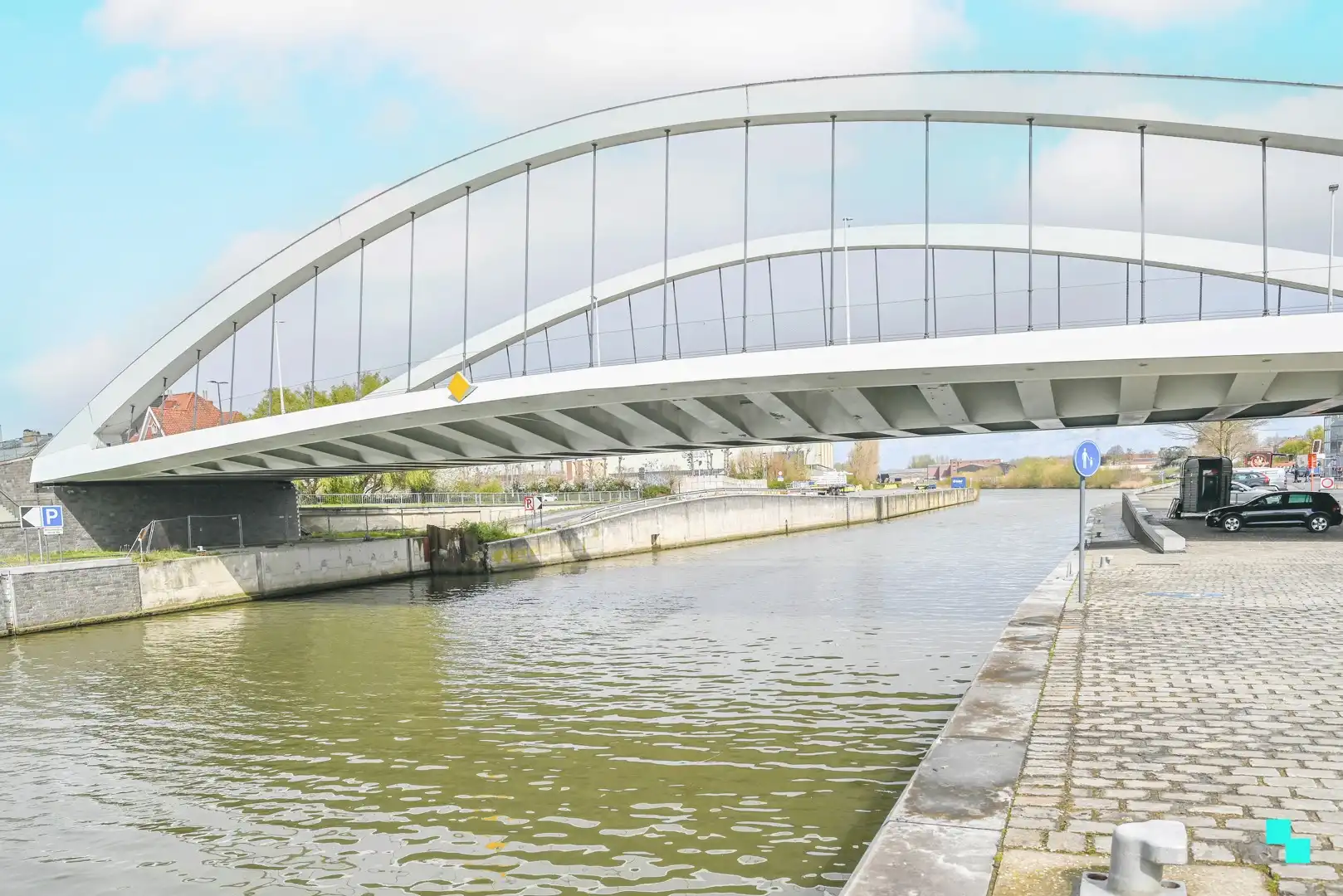 Instapklaar appartement te Harelbeke foto 13