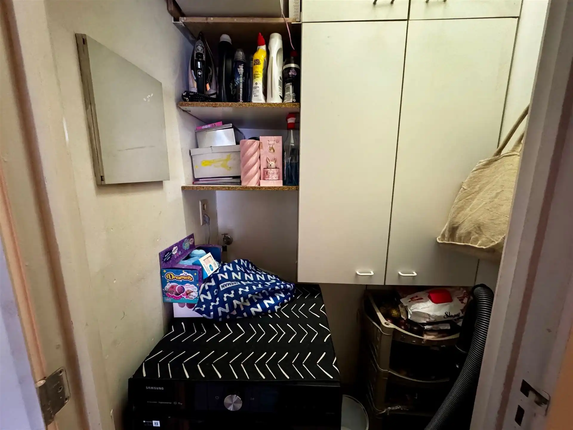 Instapklaar appartement te koop in het hart van Maasmechelen! foto 13