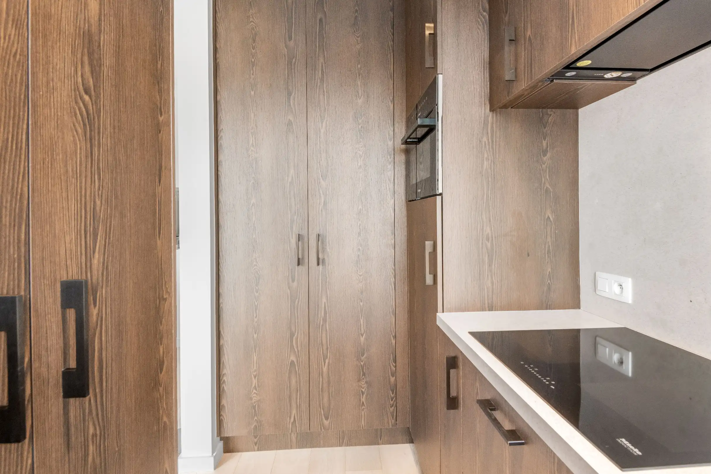 Luxueus gerenoveerd appartement met prachtig OPEN ZICHT. foto 6