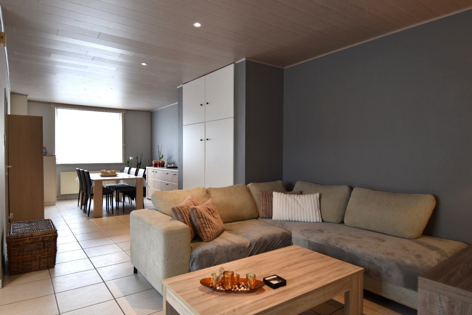 Halfopen bebouwing met 3 slaapkamers, tuin en garage te koop in doodlopende straat te Wevelgem foto 6