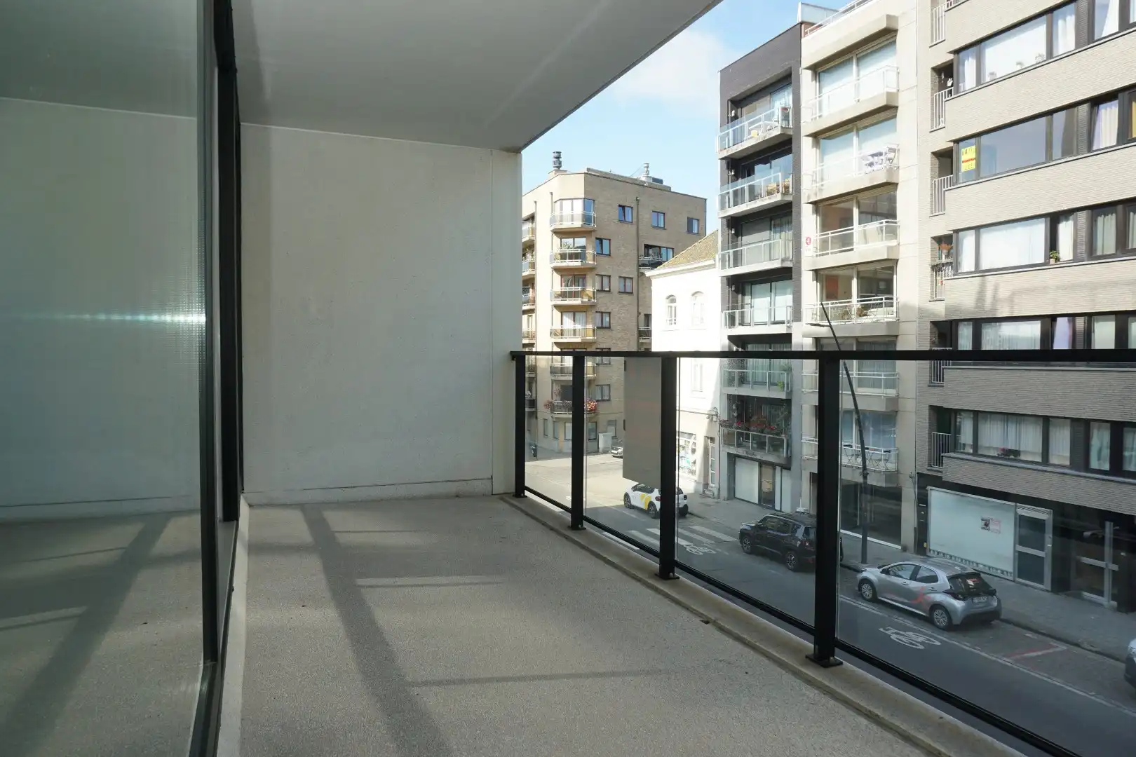 Recent appartement met ruim terras in centrum Oostende foto 5