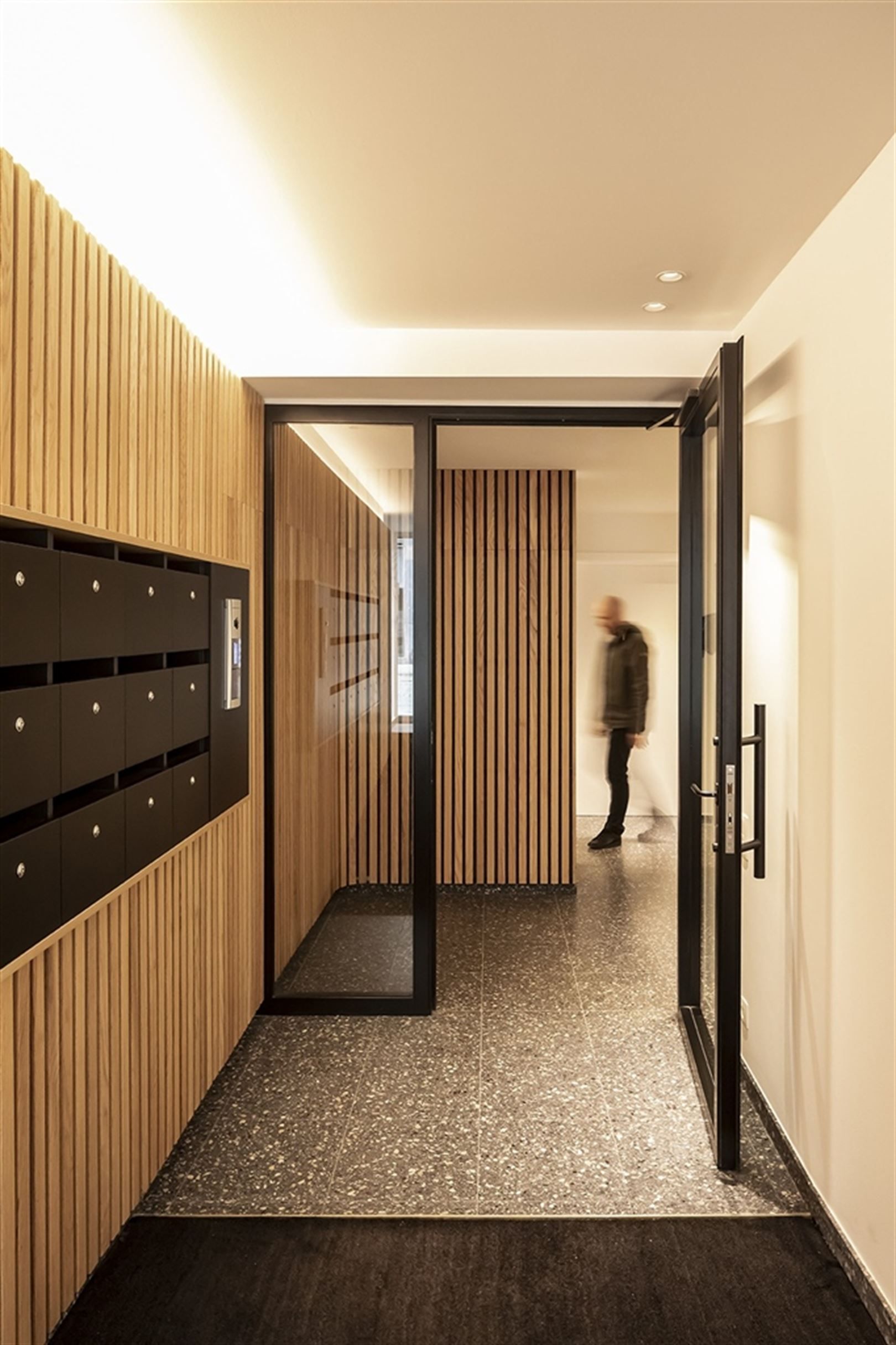 Montoyer 39: vanaf 60 m² foto 4