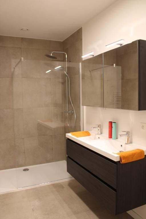 2-slaapkamerappartement met terras foto 7