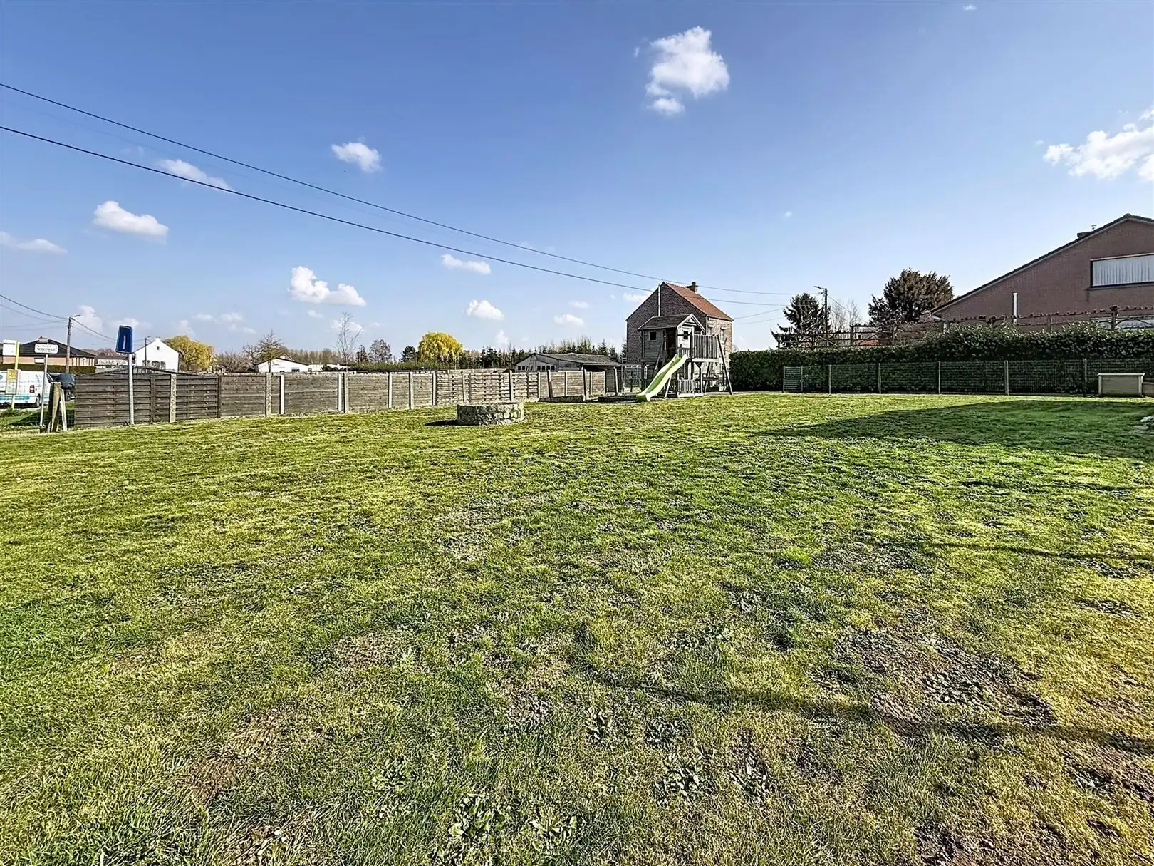 Ruime open bebouwing, 4 slpks, bureau, 14a 01ca foto 37