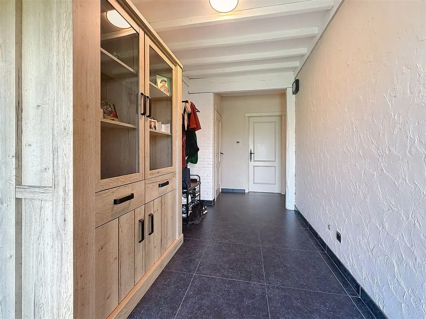 Ruime open bebouwing, 4 slpks, bureau, 14a 01ca foto 37