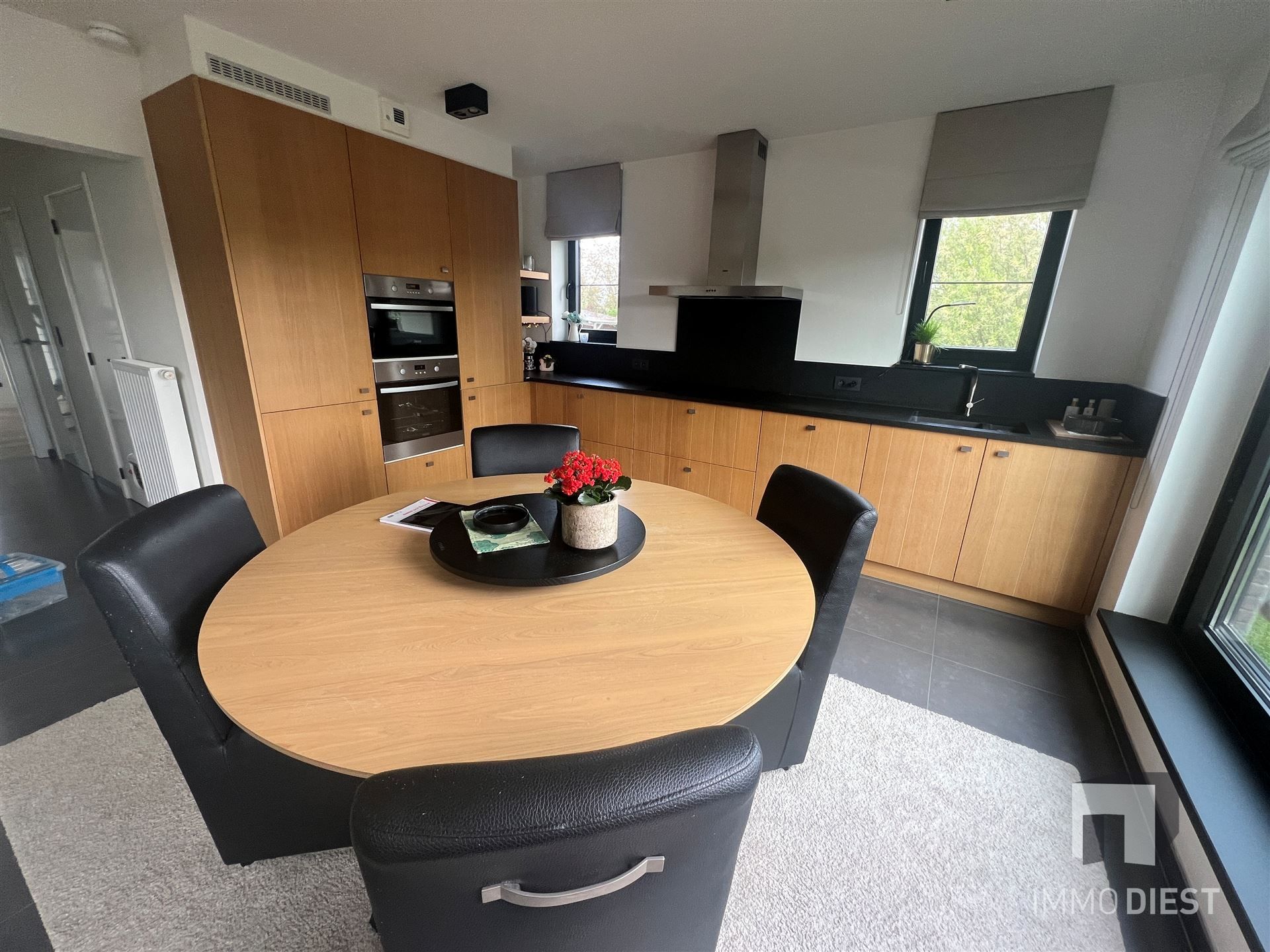 Modern duplex appartement met 3 slpkmrs foto 7