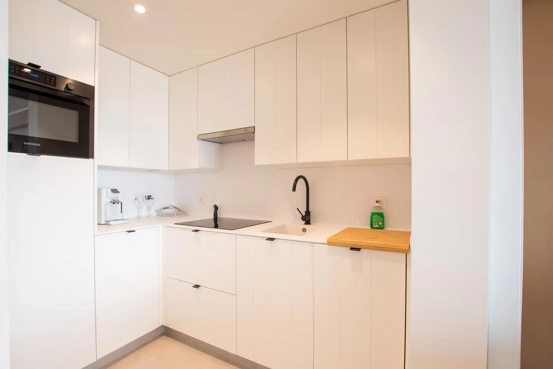 Gemeubeld appartement op de vijfde verdieping gelegen in hartje Zoute op enkele passen van het Albertplein en de zee foto 9