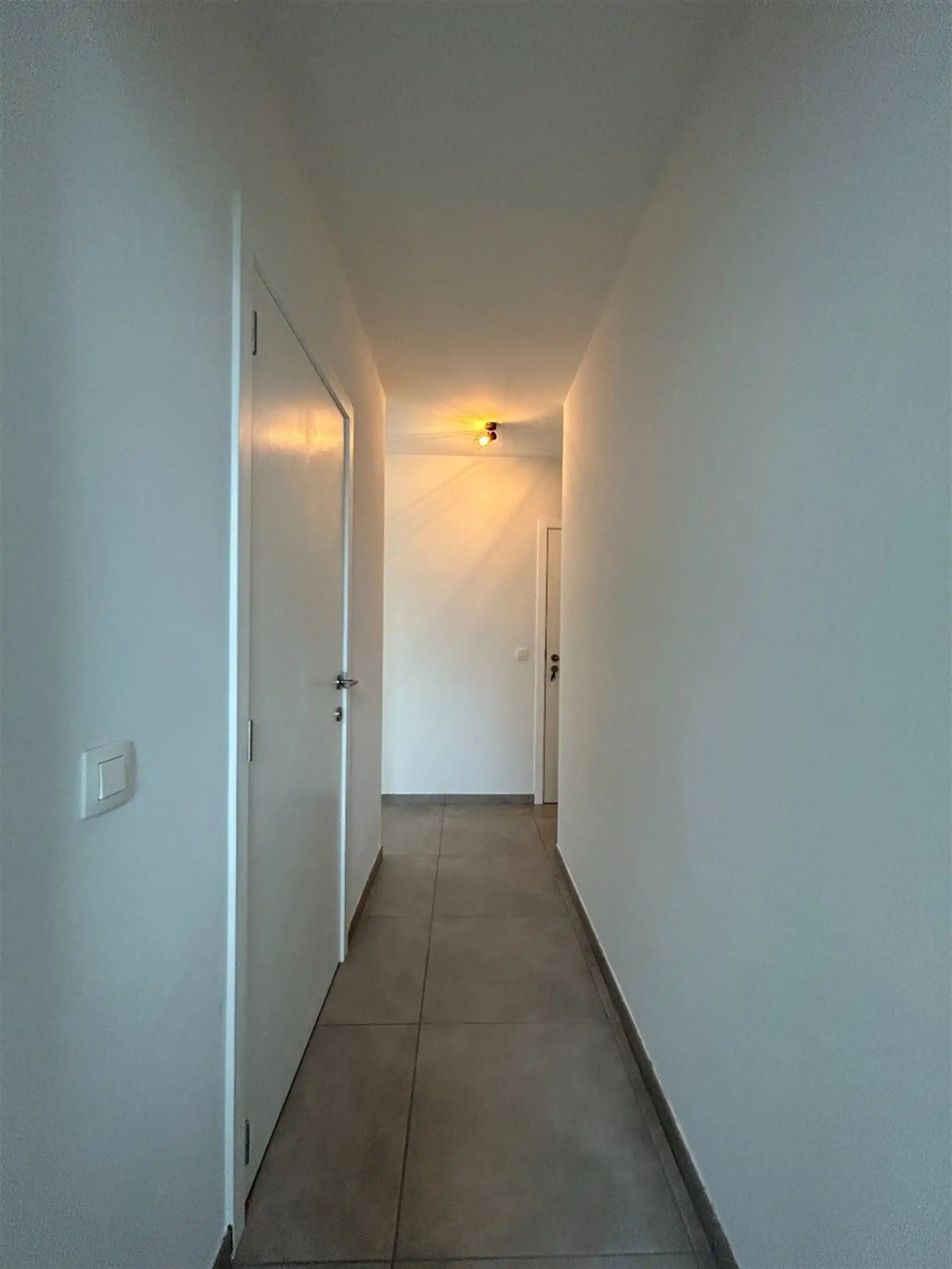 Instapklaar duplexappartement met 1 slpk en autostaanplaats! foto 8
