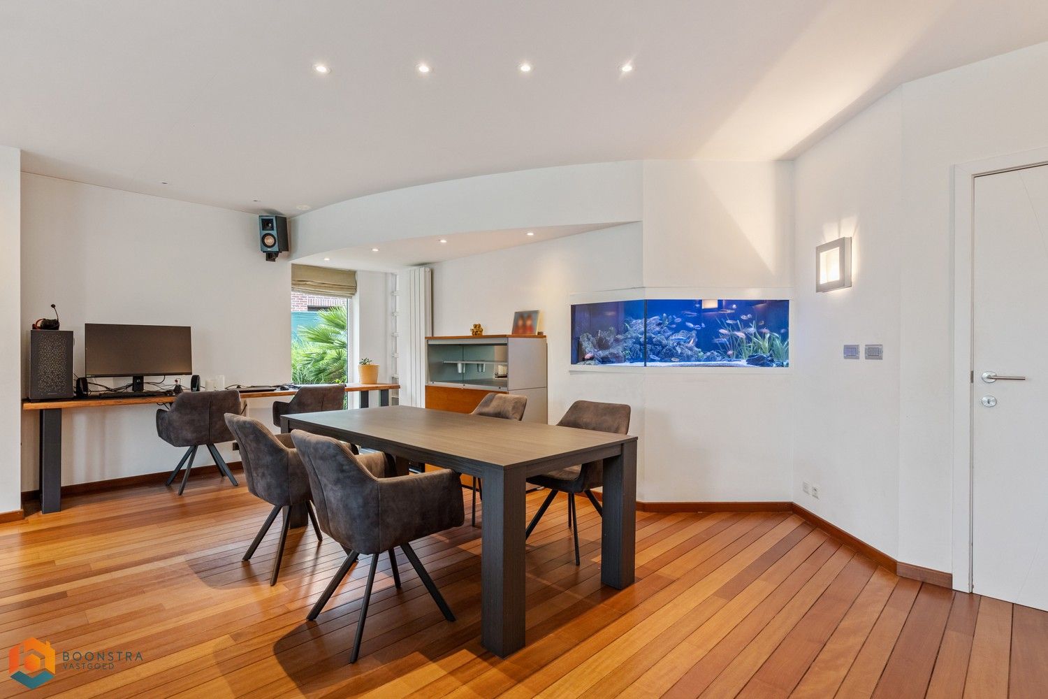 Energiezuinige villa op 1.636 m² met zwembad, lounge-ruimte en tropisch aangelegde tuin in Tremelo foto 9