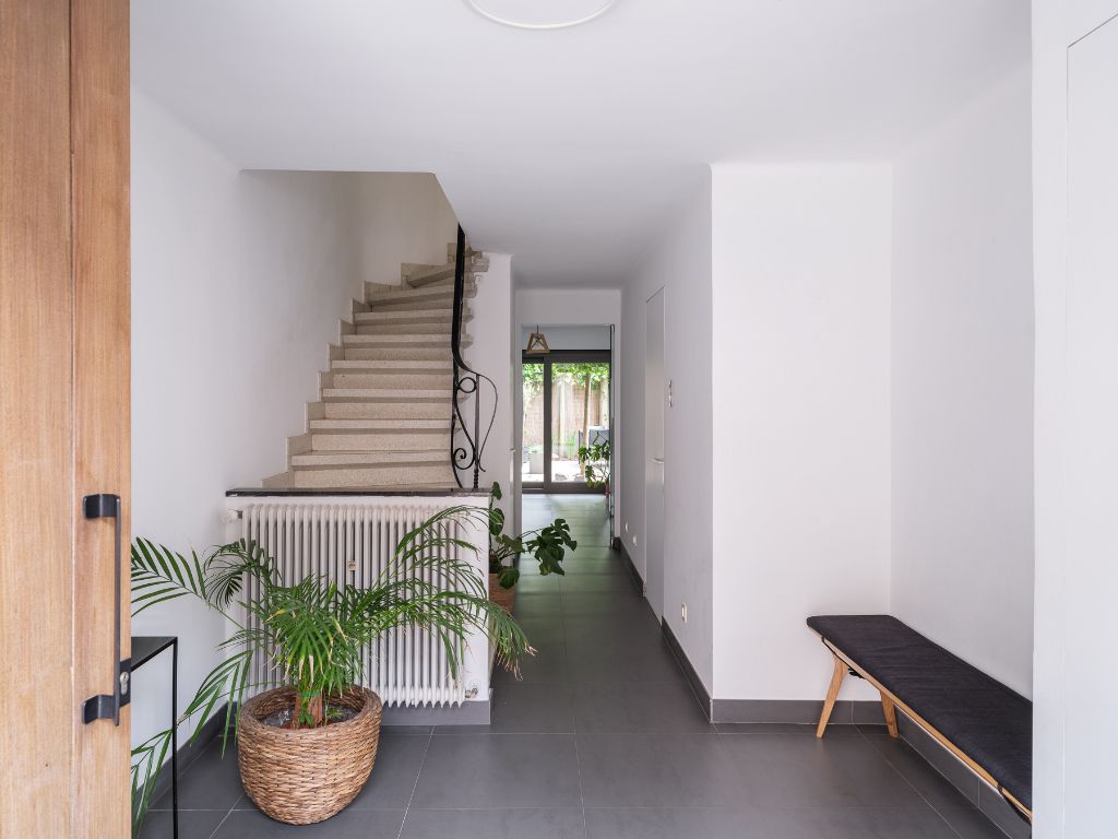 Stijlvolle woning op fietsafstand van het Gentse centrum, gelegen in een rustige en residentiële straat nabij Park Biest en het Potuitpark. foto 16