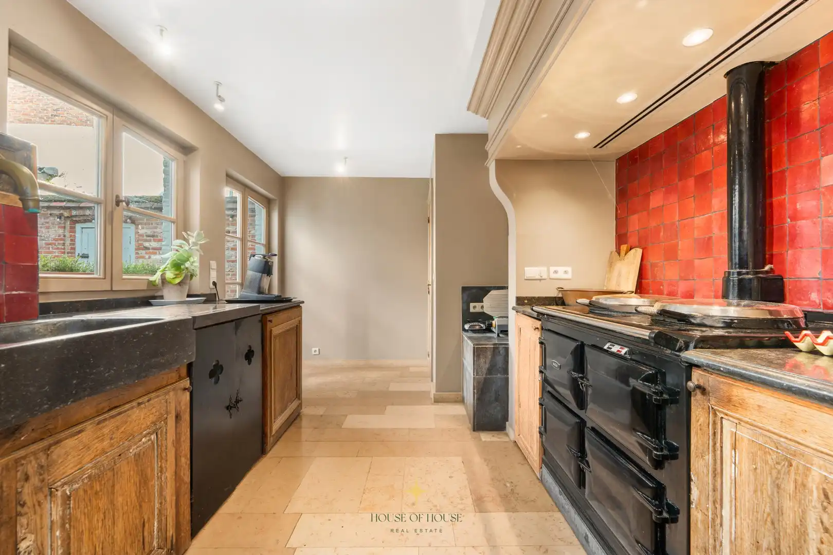 Exclusieve Guesthouse-B&B in historisch Brugge – “Maison le Dragon” / “Hier in De Draecke” foto 6