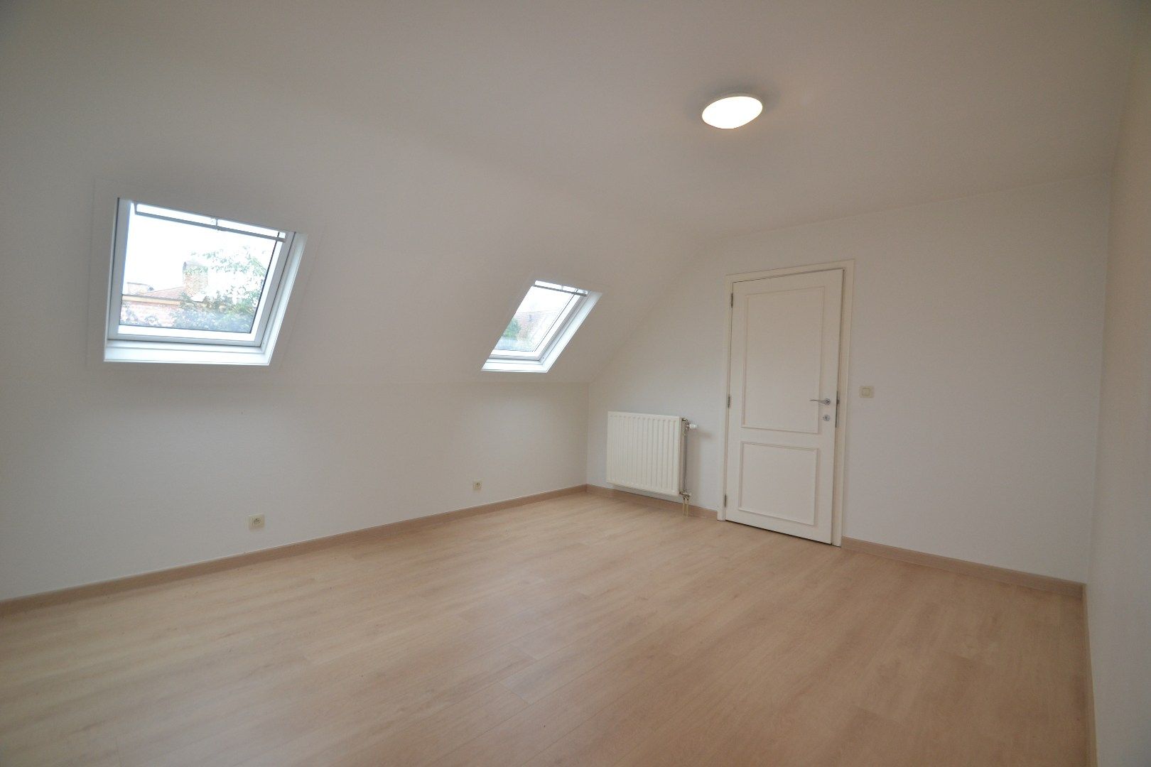 LEUVEN Stadswoning 3 slks en ruime koer foto 3