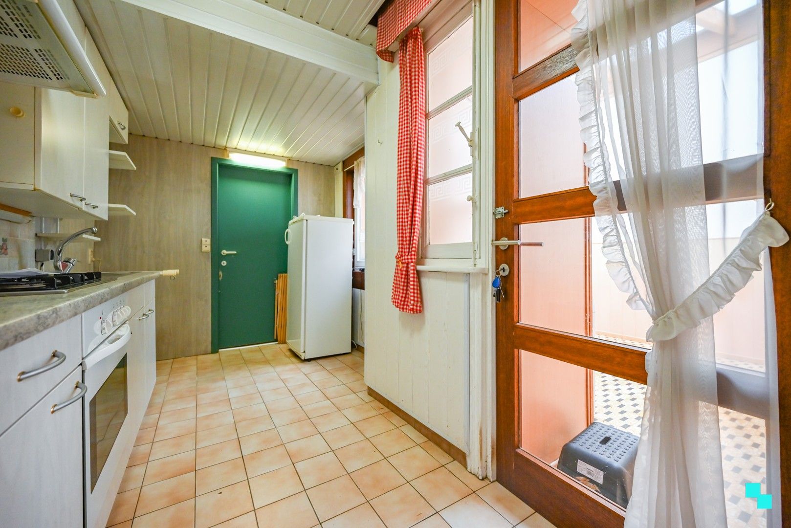 Eéngezinswoning met garage op grens Izegem / Lendelede foto 11