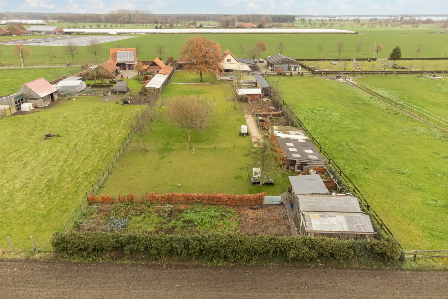 Landelijk gelegen woning met 4 slaapkamers en binnenzwembad foto 23